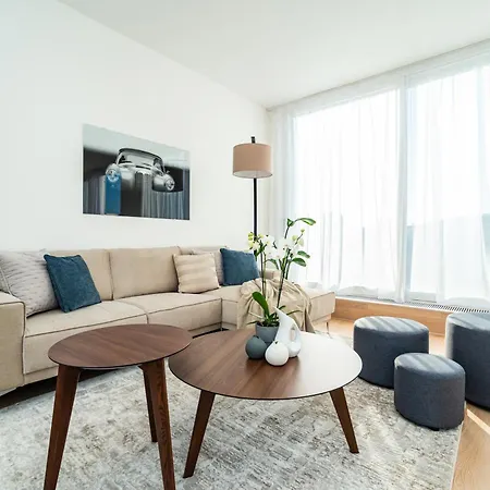 High-class Rooftop Apt. With Spacious Terrace Apartman Prága