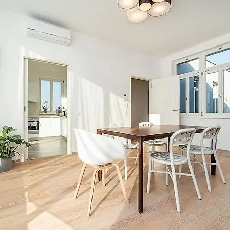 High-class Rooftop Apt. With Spacious Terrace * Prága